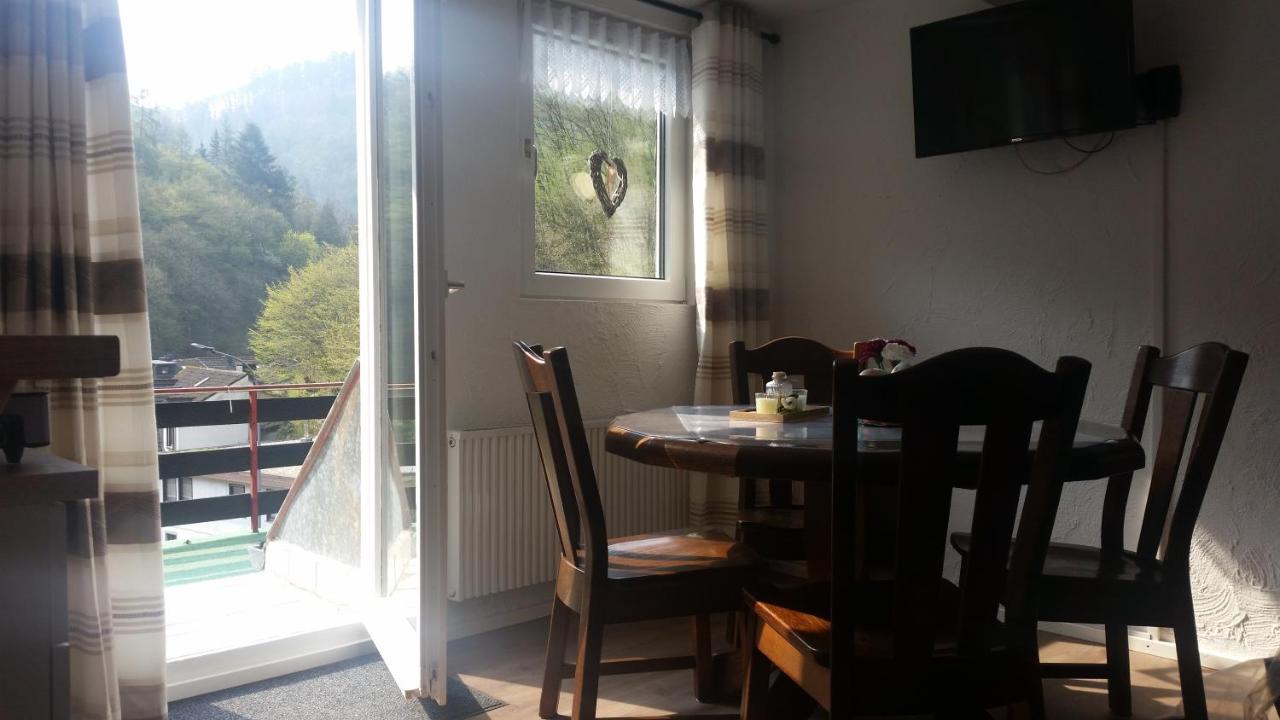 Haus Am Dekernbach Bed and Breakfast Cochem Buitenkant foto